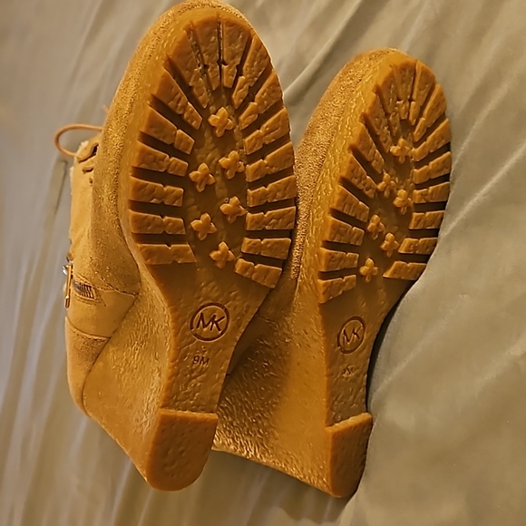 Michael Michael Kors Leather Wedge Bootie - Picture 5 of 10